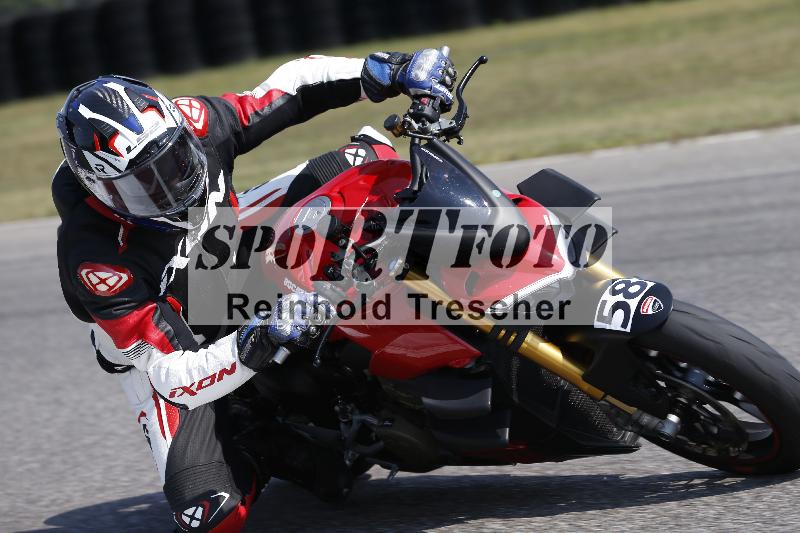 Archiv-2025/49 26.08.2025 Cornu Master School ADR/gruen-vert/58